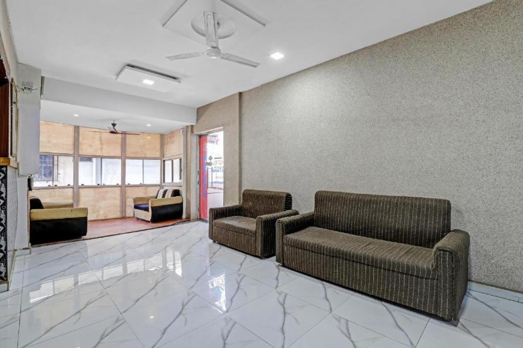 Hotel Mayura, Ankleshwar Экстерьер фото
