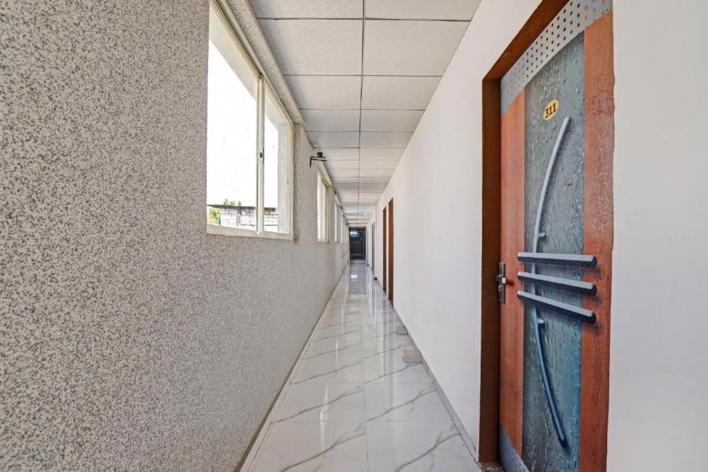 Hotel Mayura, Ankleshwar Экстерьер фото