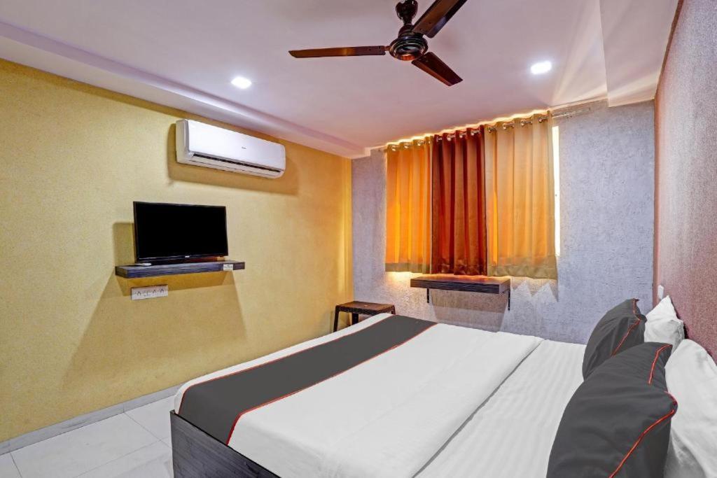 Hotel Mayura, Ankleshwar Экстерьер фото